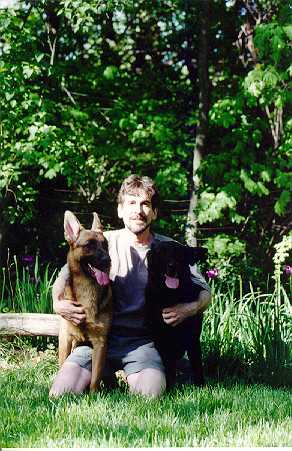 family.jpg (32065 bytes)